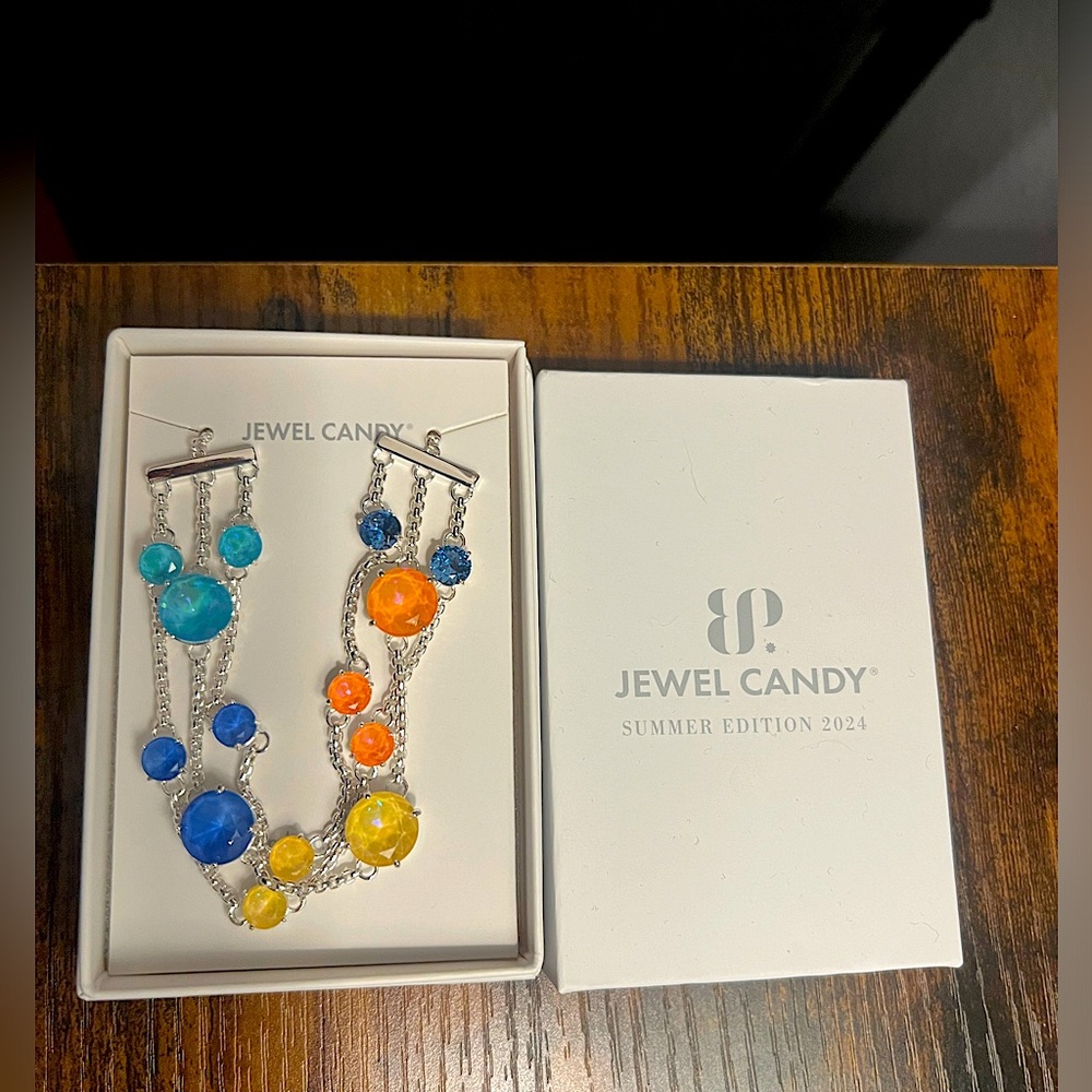 JEWEL CANDY BRACELET 🍭 The Camellia